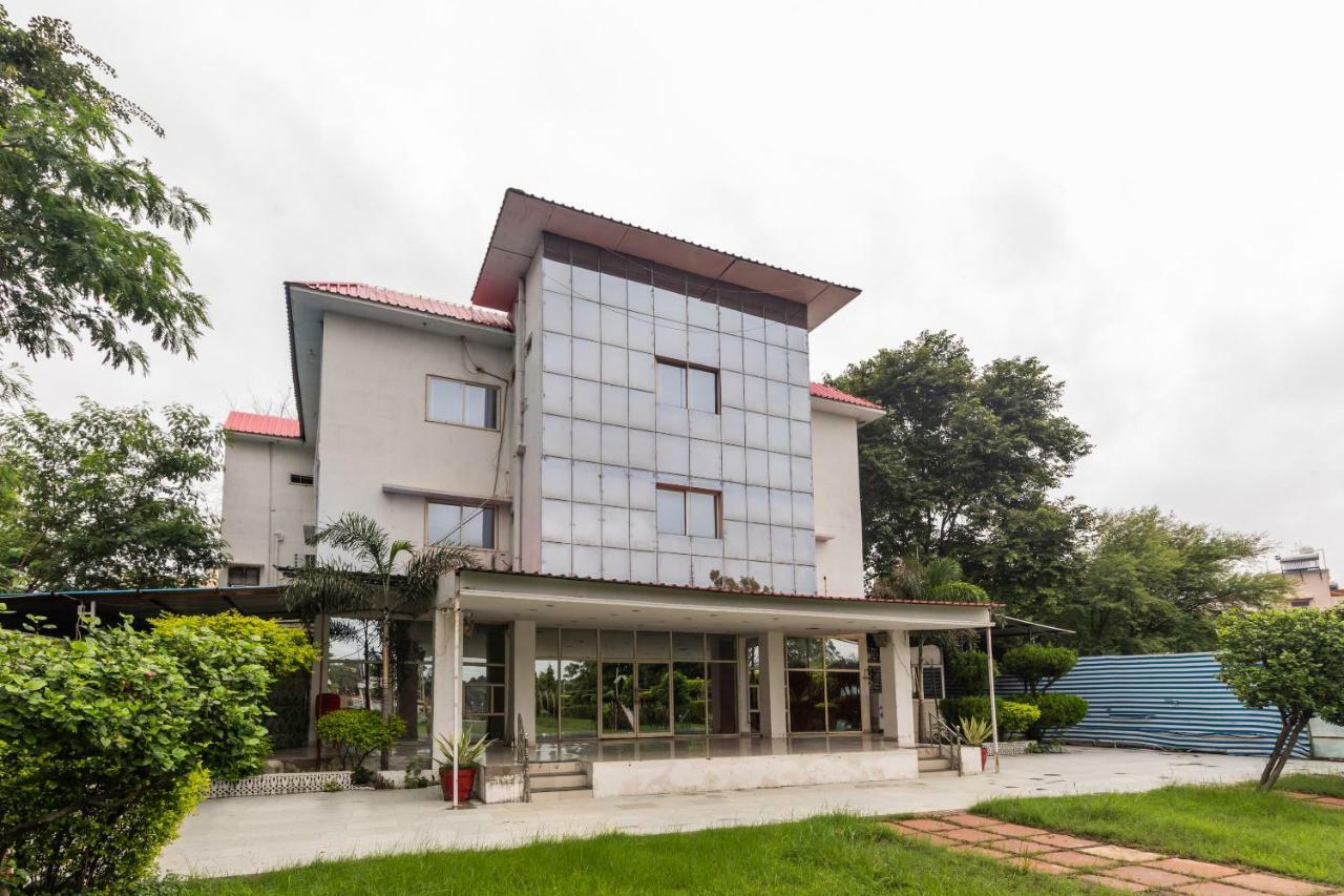 Spot On 48618 Vasundhara Gardens Hotel Bhopal Bagian luar foto